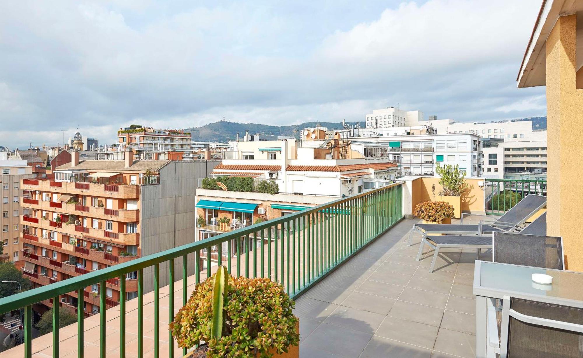 Nh Barcelona Les Corts Hotel Luaran gambar